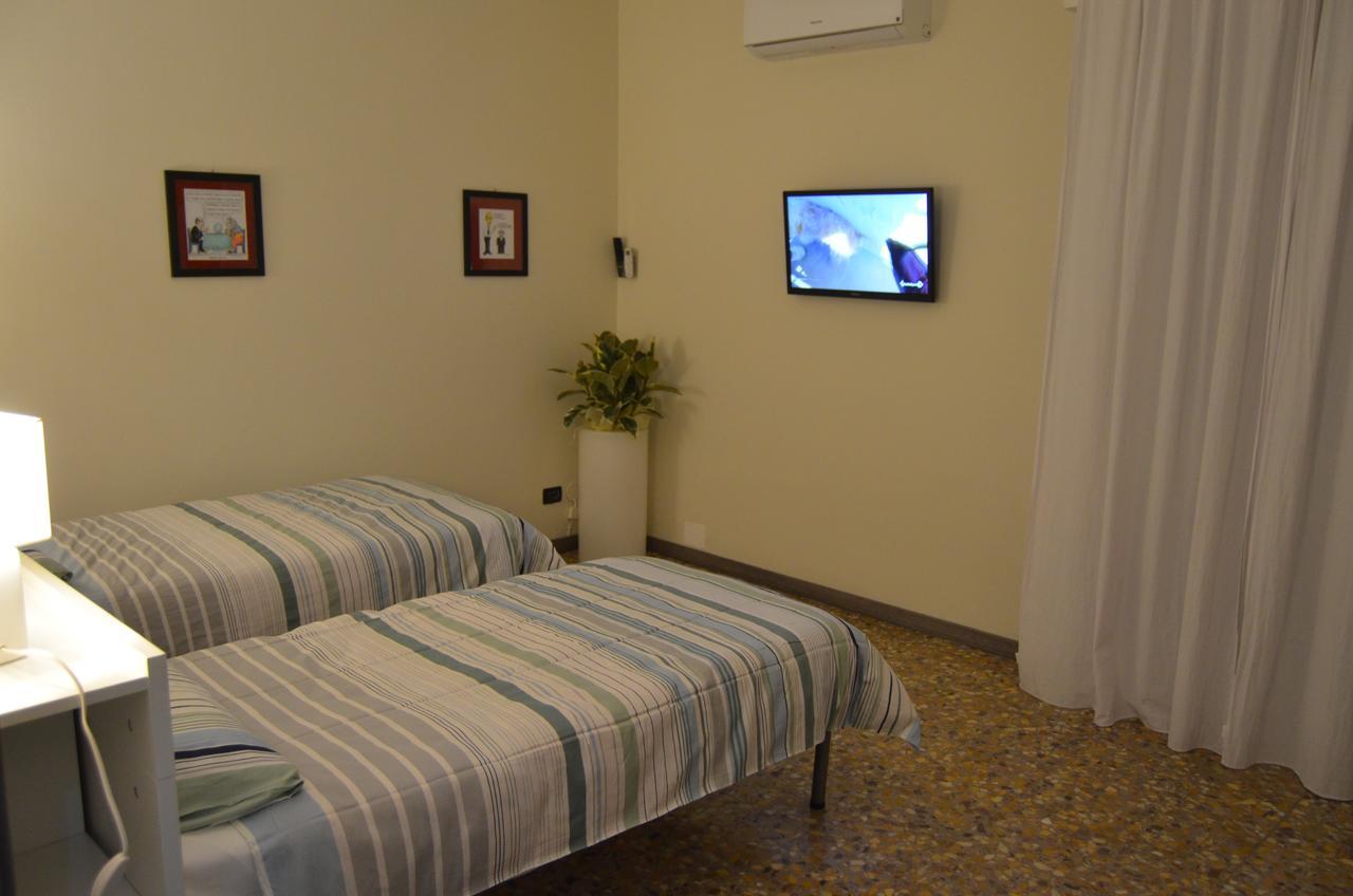 Bed And Breakfast Bissolati Brescia Exterior photo